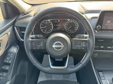 Nissan Qashqai 1.3 mhev Business 2wd 158cv xtronic - Immagine 17