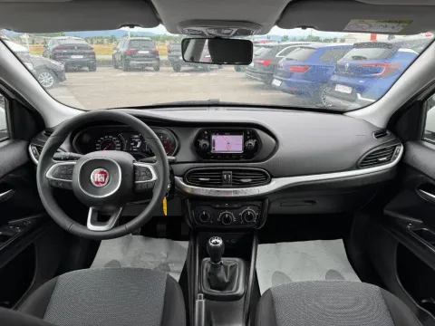 Fiat Tipo 5p 1.3 mjt Business s&s 95cv my20 - Immagine 12