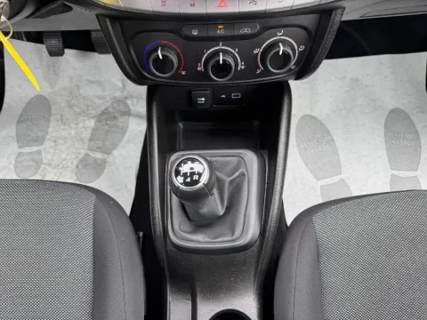 Fiat Tipo 5p 1.3 mjt Business s&s 95cv my20 - Immagine 16