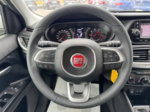 Fiat Tipo 5p 1.3 mjt Business s&s 95cv my20 - Immagine 18