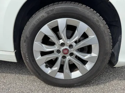 Fiat Tipo 5p 1.3 mjt Business s&s 95cv my20 - Immagine 18