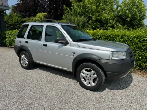 Land Rover Freelander SW 2.0 td4 HSE - Immagine 3