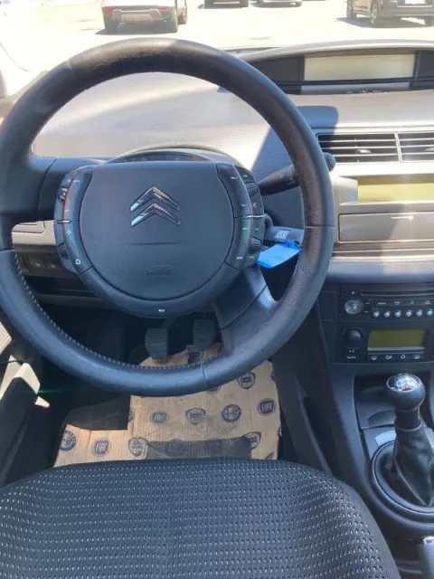 Citroen C4 1.6 hdi 16v Vtr 110cv fap - Immagine 12