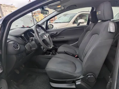 Fiat Punto 3p 1.3 mjt 16v Young 75cv - Immagine 8
