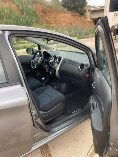 Nissan Note 1.5 dci Tekna - Immagine 18