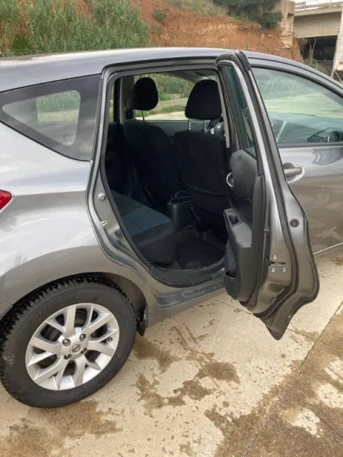 Nissan Note 1.5 dci Tekna - Immagine 19