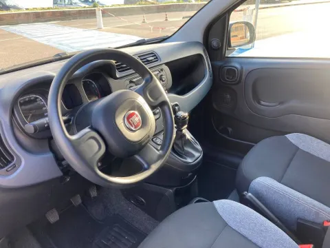 Fiat Panda 1.0 firefly hybrid s&s 70cv - Immagine 22