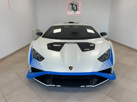 Lamborghini Huracan Coupe 5.2 STO 640cv rwd - Immagine 3