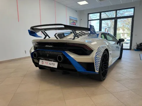 Lamborghini Huracan Coupe 5.2 STO 640cv rwd - Immagine 4