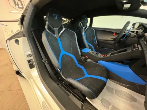 Lamborghini Huracan Coupe 5.2 STO 640cv rwd - Immagine 16