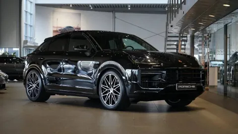 Porsche Cayenne Coupe 3.0 e-hybrid 5p.ti tiptronic - Immagine 1
