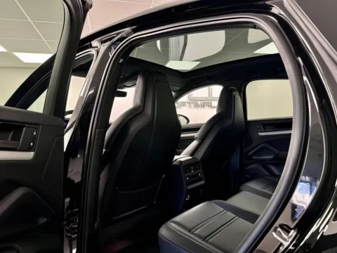 Porsche Cayenne Coupe 3.0 e-hybrid 5p.ti tiptronic - Immagine 7