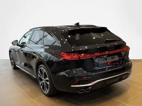 Audi A5 Avant 2.0 tdi mhev+ S line edition quattro 204cv s-tronic - Immagine 4