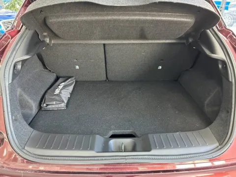 Nissan Juke 1.0 dig-t N-Connecta 117cv - Immagine 11