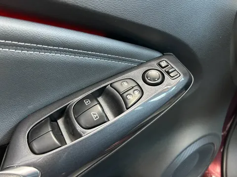 Nissan Juke 1.0 dig-t N-Connecta 117cv - Immagine 15