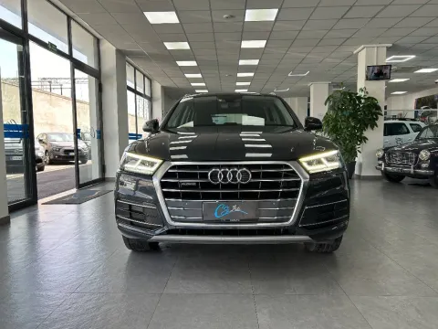 Audi Q5 40 2.0 tdi Business Sport quattro 190cv s-tronic - Immagine 2