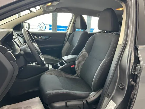 Nissan Qashqai 1.5 dci Business 115cv - Immagine 10