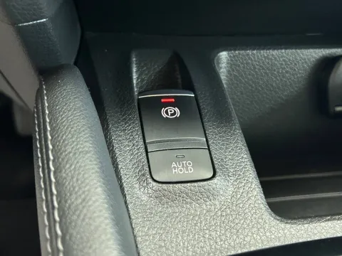 Nissan Qashqai 1.5 dci Business 115cv - Immagine 18