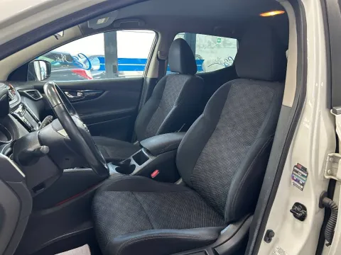 Nissan Qashqai 1.5 dci Business 110cv E6 - Immagine 10
