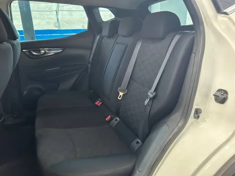 Nissan Qashqai 1.5 dci Business 110cv E6 - Immagine 11