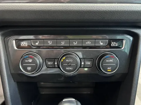 Volkswagen Tiguan 2.0 tdi Sport 4motion 150cv dsg - Immagine 18