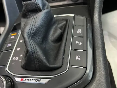 Volkswagen Tiguan 2.0 tdi Sport 4motion 150cv dsg - Immagine 20