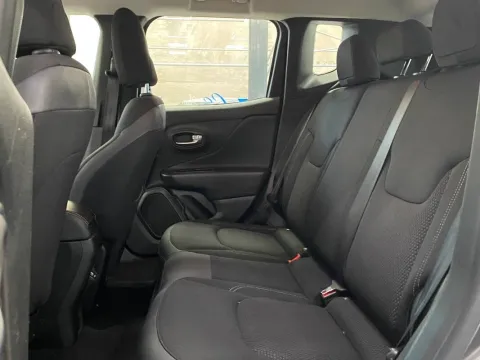Jeep Renegade 1.6 mjt Limited 2wd 130cv - Immagine 14