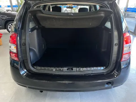 Dacia Duster 1.5 dci Ambiance Family 4x2 s&s 110cv - Immagine 9