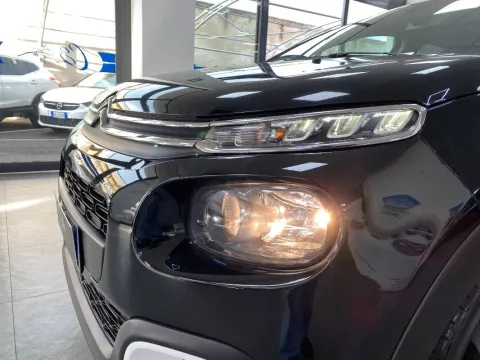 Citroen C3 1.2 puretech Shine s&s 110cv - Immagine 7