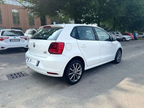 Volkswagen Polo 5p 1.4 tdi bm Highline 90cv - Immagine 5