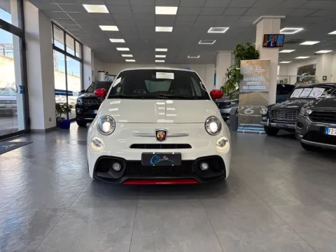 Abarth 595C 1.4 t-jet Pista 160cv - Immagine 2