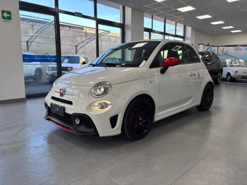 Abarth 595C 1.4 t-jet Pista 160cv - Immagine 3