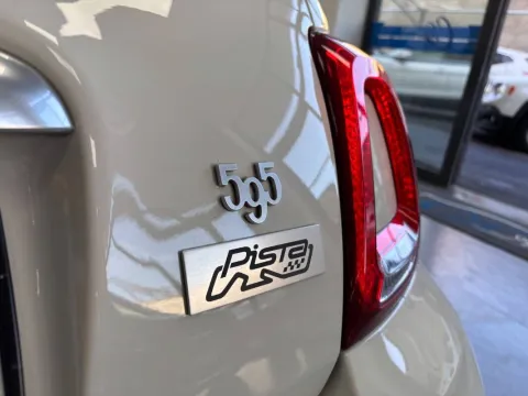 Abarth 595C 1.4 t-jet Pista 160cv - Immagine 10