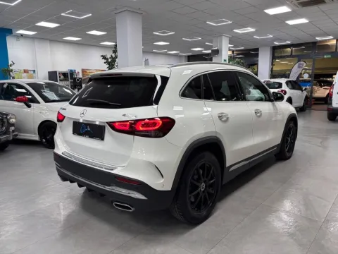 Mercedes GLA 220 d Premium 4matic auto - Immagine 6