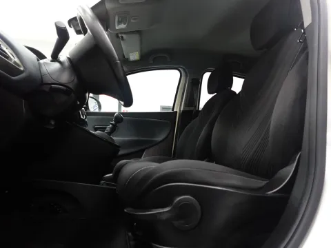 Lancia Ypsilon 1.0 firefly hybrid Gold s&s 70cv - Immagine 18