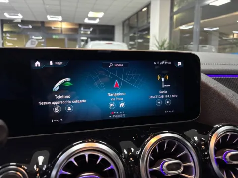 Mercedes GLA 220 d Premium 4matic auto - Immagine 29