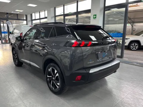 Peugeot 2008 1.5 bluehdi Allure Pack s&s 130cv eat8 - Immagine 4