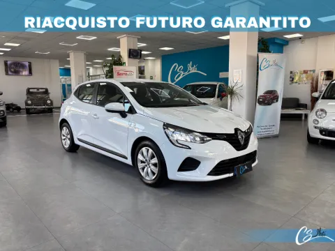 Renault Clio 1.0 tce Life Gpl 100cv - Immagine 1