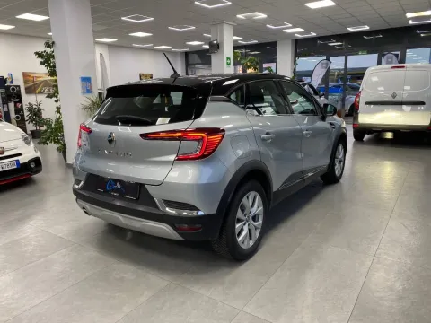 Renault Captur 1.5 blue dci Intens 115cv edc - Immagine 6