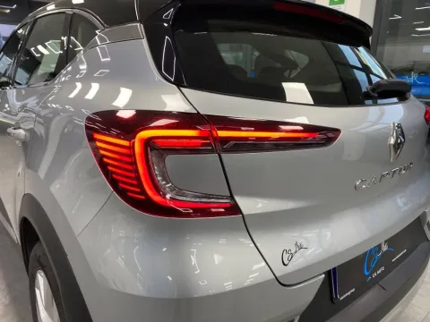 Renault Captur 1.5 blue dci Intens 115cv edc - Immagine 9