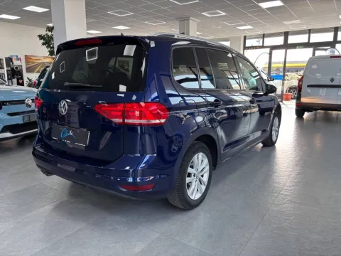 Volkswagen Touran 2.0 tdi Highline - Immagine 6