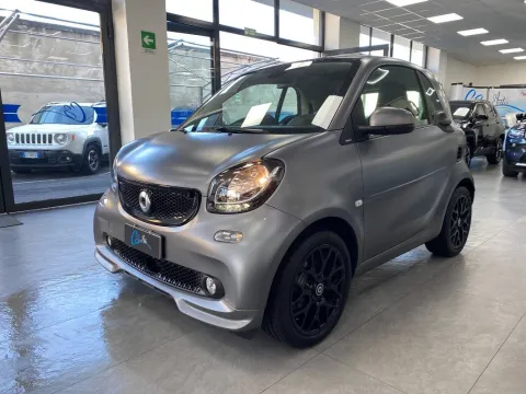 Smart Fortwo 1.0 Brabus Style 71cv twinamic - Immagine 3