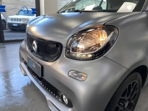 Smart Fortwo 1.0 Brabus Style 71cv twinamic - Immagine 7