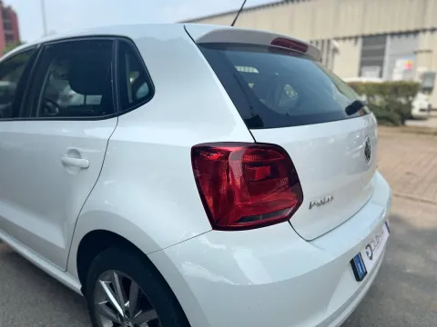 Volkswagen Polo 5p 1.4 tdi bm Highline 90cv - Immagine 16