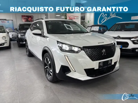 Peugeot 2008 1.2 puretech Allure Pack s&s 100cv - Immagine 1