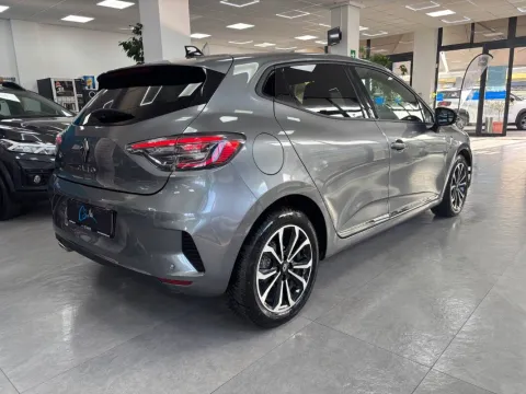 Renault Clio 1.0 tce Techno 90cv - Immagine 6