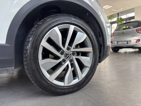 Volkswagen T-Roc 2.0 tdi Style 115cv - Immagine 9
