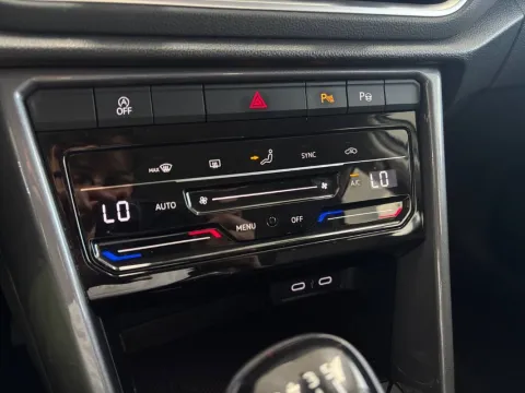 Volkswagen T-Roc 2.0 tdi Style 115cv - Immagine 24