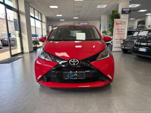 Toyota Aygo 5p 1.0 x-cite my15 - Immagine 2
