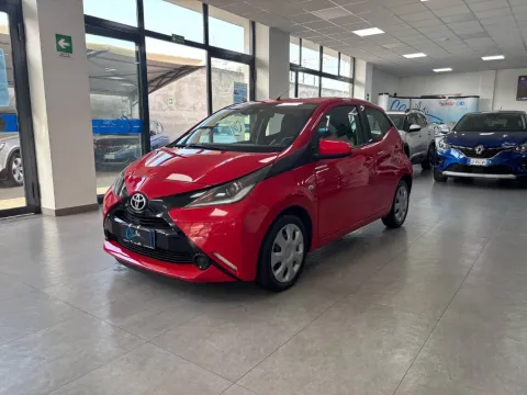 Toyota Aygo 5p 1.0 x-cite my15 - Immagine 3